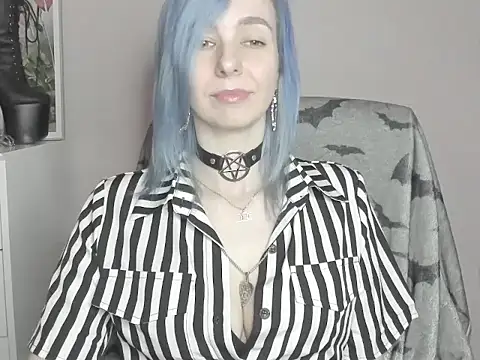 velvetanne online show from July 17, 2026, 6:54 am