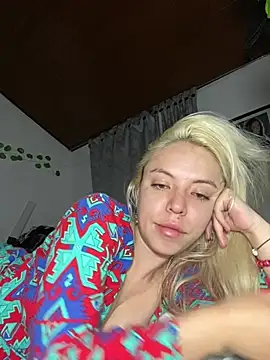 Natashabennett online show from June 16, 2026, 2:33 am
