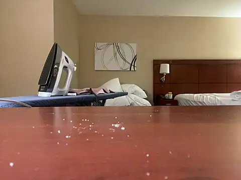 brazybooty92 online show from July 25, 2026, 4:09 am