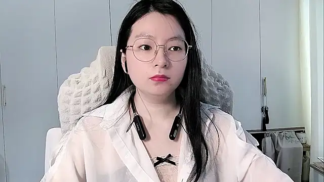 Erya-369 online show from May 22, 2026, 6:55 am
