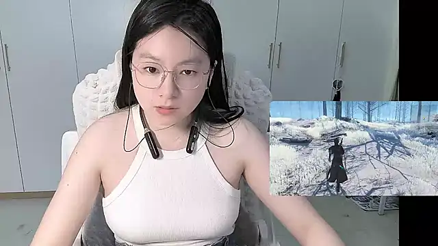 Snapshot of Erya-369 chatting on July 31, 2026, 12:26 pm Erya-369 online show from July 31, 2026, 12:26 pm