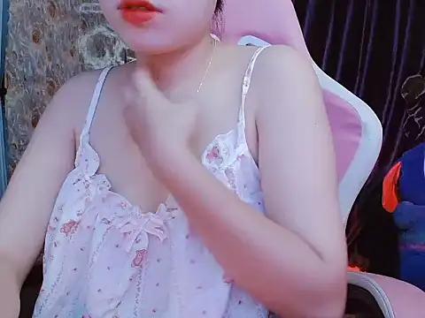 Julie Ulie online show from May 30, 2026, 2:34 pm