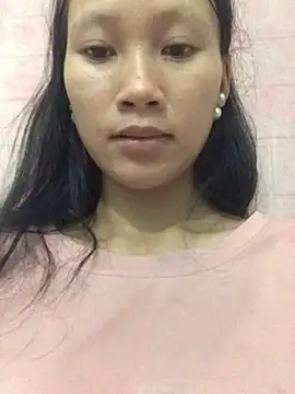 hellenmay11 online show from July 3, 2026, 1:28 pm