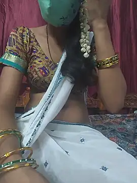 reshma124 online show from July 28, 2026, 10:01 am