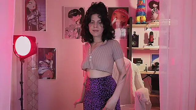 LuluKissmi online show from May 31, 2026, 6:09 pm