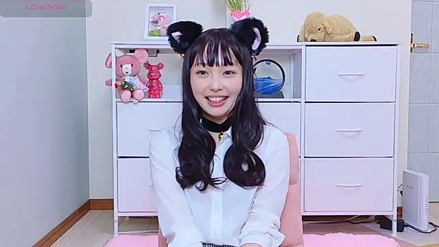 Nekopi 222 online show from June 18, 2026, 2:43 am