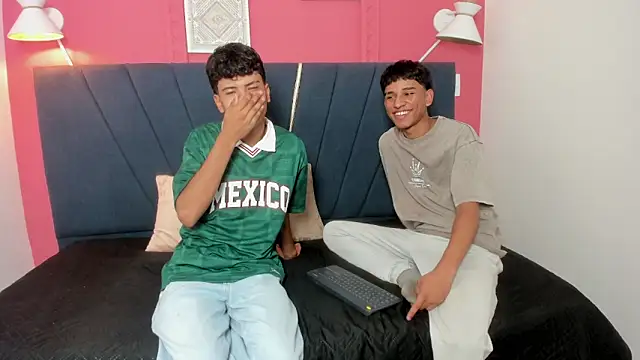 jacob cum23 online show from May 25, 2026, 3:11 pm