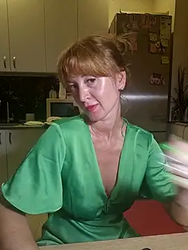 AnissaDolll online show from July 1, 2026, 9:48 pm