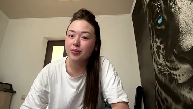 ChelsieThuman online show from June 7, 2026, 4:39 am