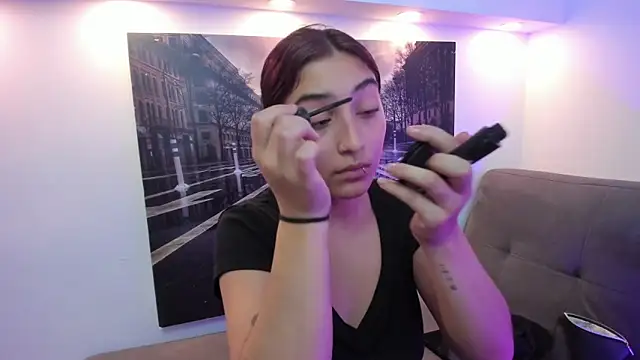 Nina-Mars online show from June 5, 2026, 9:20 pm