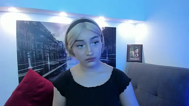 Nina-Mars online show from June 22, 2026, 9:12 pm