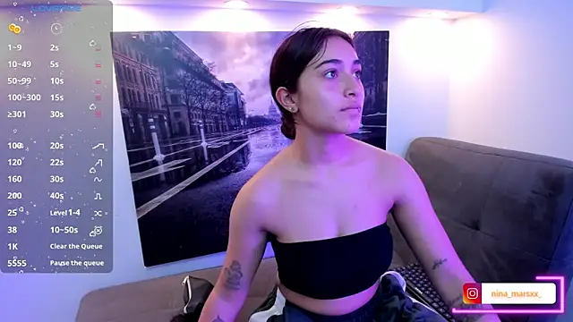 Nina-Mars online show from June 3, 2026, 9:08 pm