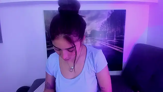 Nina-Mars online show from May 21, 2026, 11:40 am
