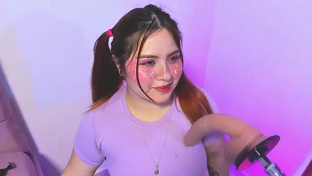 Alanna Monroe online show from June 17, 2026, 5:40 am
