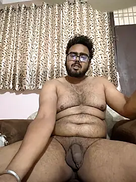 Sexyboyforyou33 online show from July 4, 2026, 7:48 am