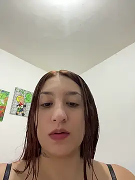 EsmeraldaMidnight online show from June 27, 2026, 6:19 am