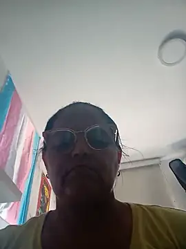 angelicasexi online show from June 1, 2026, 2:06 pm