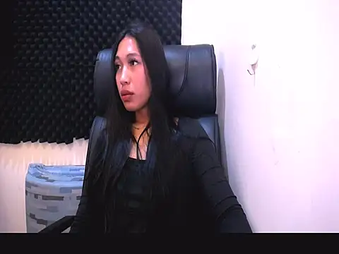 sexyasiancock yllana online show from June 9, 2026, 1:50 am