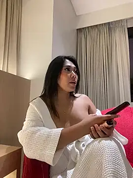 hugecock tamira online show from May 24, 2026, 2:39 pm