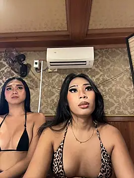 hugecock tamira online show from July 17, 2026, 5:04 am