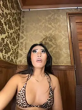 hugecock tamira online show from July 17, 2026, 5:10 pm