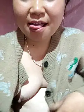 Lyvanmay- online show from May 30, 2026, 1:06 pm