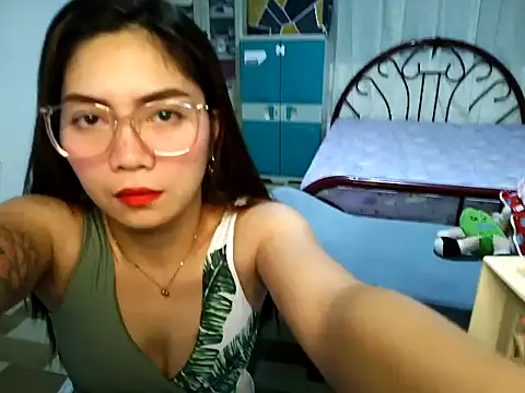 Sexynica online show from May 26, 2026, 9:02 pm