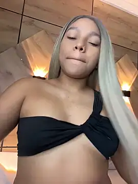 MiaBlonde1 online show from July 23, 2026, 11:07 am