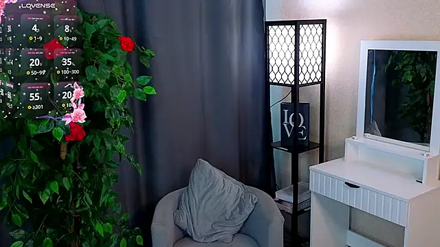 SummerGergely online show from May 26, 2026, 1:47 am