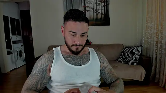 Snapshot of Gymdominus chatting on June 1, 2026, 8:14 am Gymdominus online show from June 1, 2026, 8:14 am