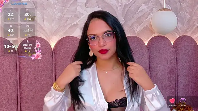 Maddy-Dove online show from July 10, 2026, 3:39 am