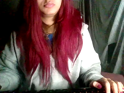 moraninha online show from June 17, 2026, 1:49 am