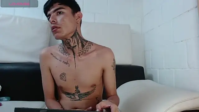 badboy-fox online show from June 20, 2026, 5:12 am