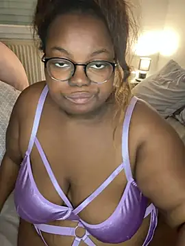 perlebbwblack online show from May 27, 2026, 2:02 pm