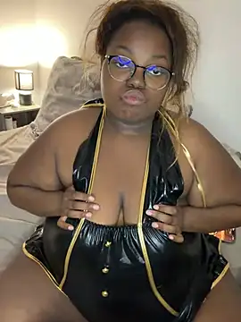 perlebbwblack online show from May 26, 2026, 6:06 pm