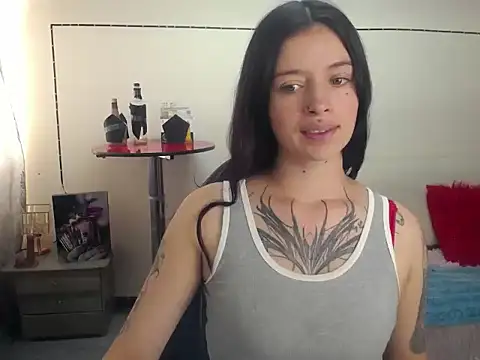 Lucia evans22 online show from July 24, 2026, 7:54 pm