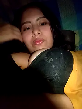 rosaliaex online show from June 4, 2026, 8:46 pm