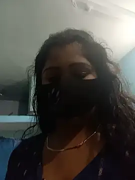 Snapshot of Raginilove chatting on May 27, 2026, 7:10 pm Raginilove online show from May 27, 2026, 7:10 pm