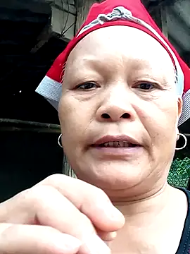 Bong sexy online show from May 22, 2026, 11:14 pm