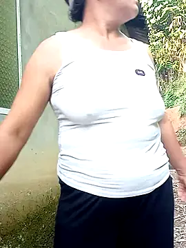 Bong sexy online show from July 20, 2026, 10:39 am