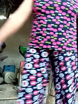 Bong sexy online show from May 26, 2026, 11:19 am