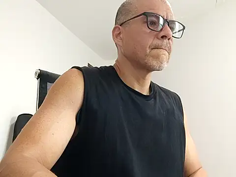 Gaceru01006 online show from July 10, 2026, 2:17 pm