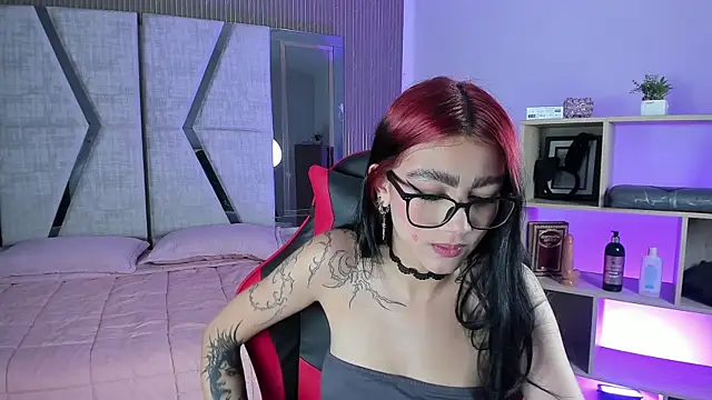 Nezukoo 1 online show from July 13, 2026, 9:36 pm