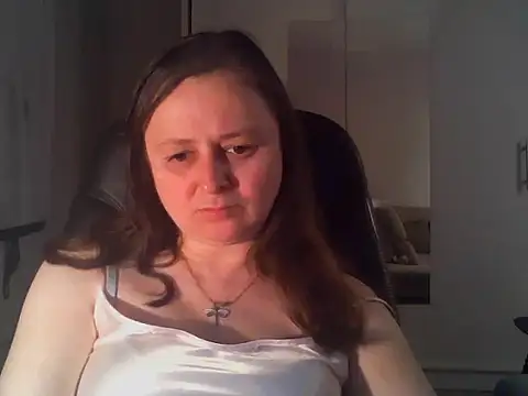 TaylorLovely online show from May 30, 2026, 8:25 pm
