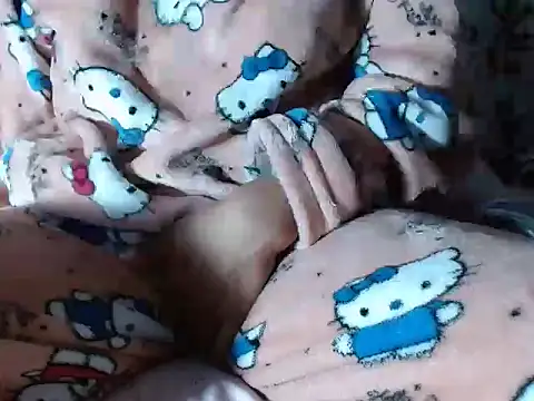 Estefanycute online show from June 11, 2026, 2:53 am