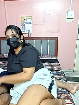 Hornyreshma online show from June 27, 2026, 10:10 am