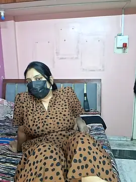 Hornyreshma online show from July 15, 2026, 11:06 am