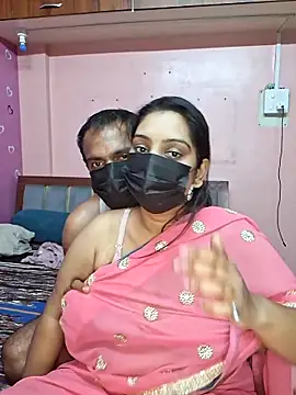 Hornyreshma online show from June 12, 2026, 10:24 am