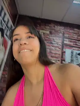 SweetCurvesXXX online show from May 30, 2026, 1:06 pm
