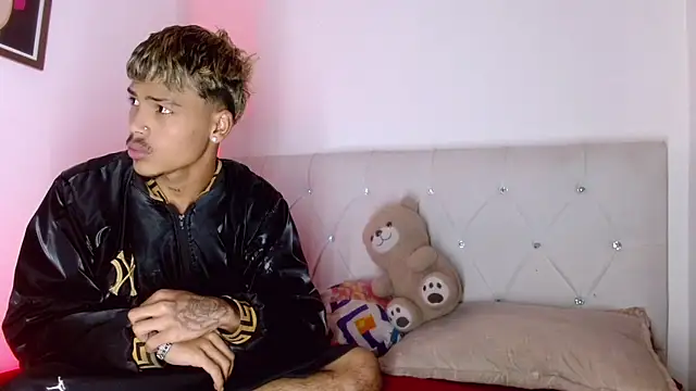 Angel foxc13 online show from July 24, 2026, 3:13 am